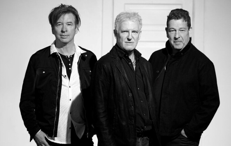 Glass Tiger - Acoustique