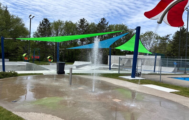 Les jeux d'eau sont maintenant ouverts!